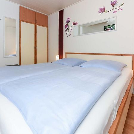 Ferienhaus Brigitte Bensersiel Buitenkant foto